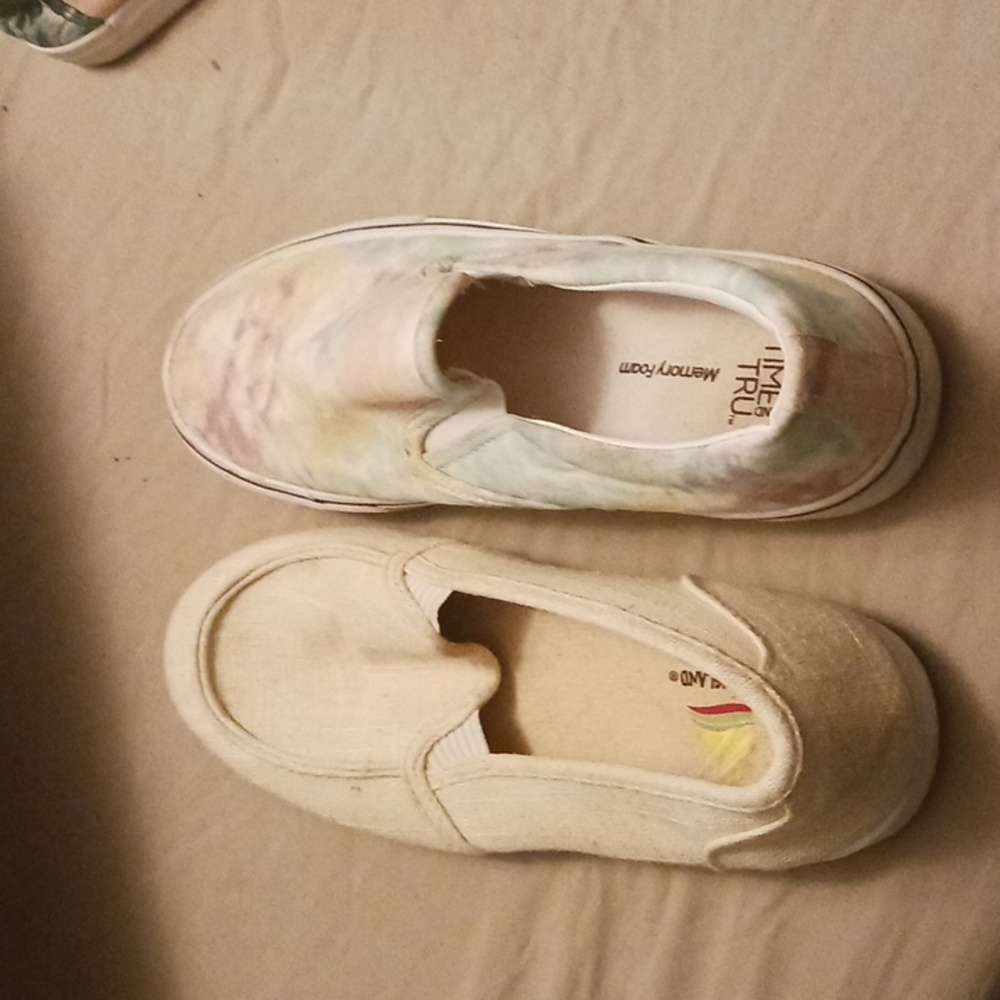 one shoe size 7.5 rainbow